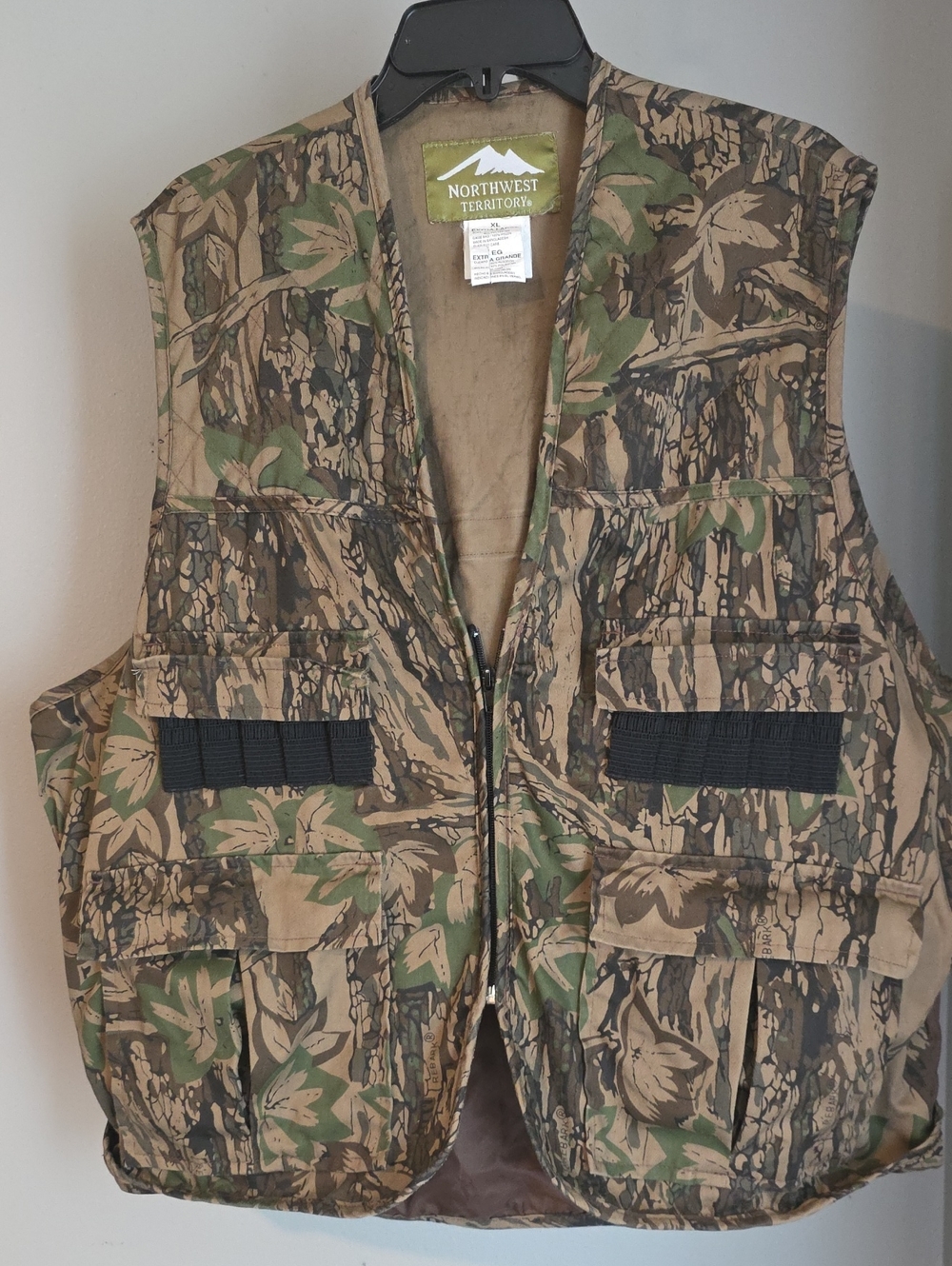 Northwest Territory Men's Camo Utility Vest - Hunting Vest/Fishing Vest